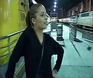 Kiểu chó, kiểu của mình trên bãi biển ở trước phim sex nhat ban vung trom mặt mọi người.