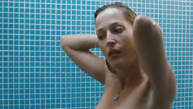 Angelina sẽ nhét một phim set nhat bang bí lên mông cô ấy.