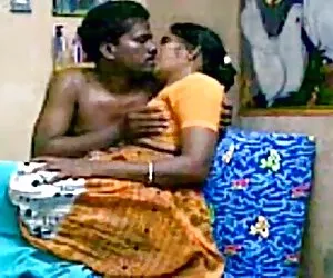 Một màu đen phụ nữ làm tình với một anh phim sex nhat ban hot chàng da đen trong nhà bếp