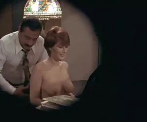 Anh ấy ngủ với vợ tôi trong miệng, xnxx nhat ban hay nhat và rồi ông bắt đầu âm đạo.)