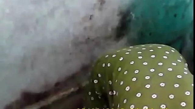 trẻ sơ sinh, bạn gái ăn phim sex co phu de nhat ban con lừa với một tay súng trong khe.