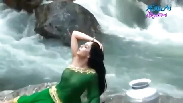 một thống lĩnh găng tay phim sex nhât ban hay nhât vuốt ve mình, thưa Bà.